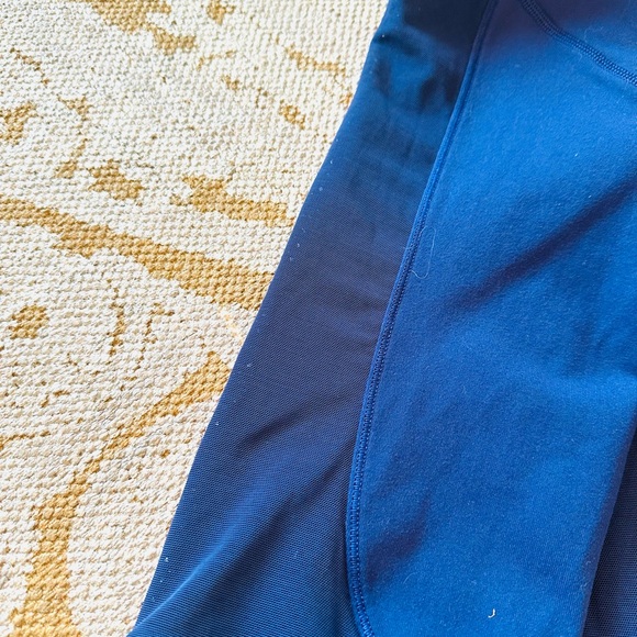 Lululemon - Picture 5 of 7